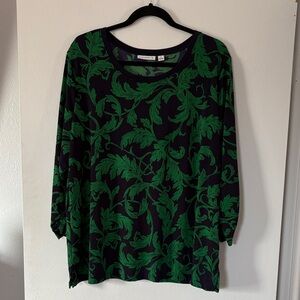 Susan Graver Green Leaf Pattern Women's Blouse